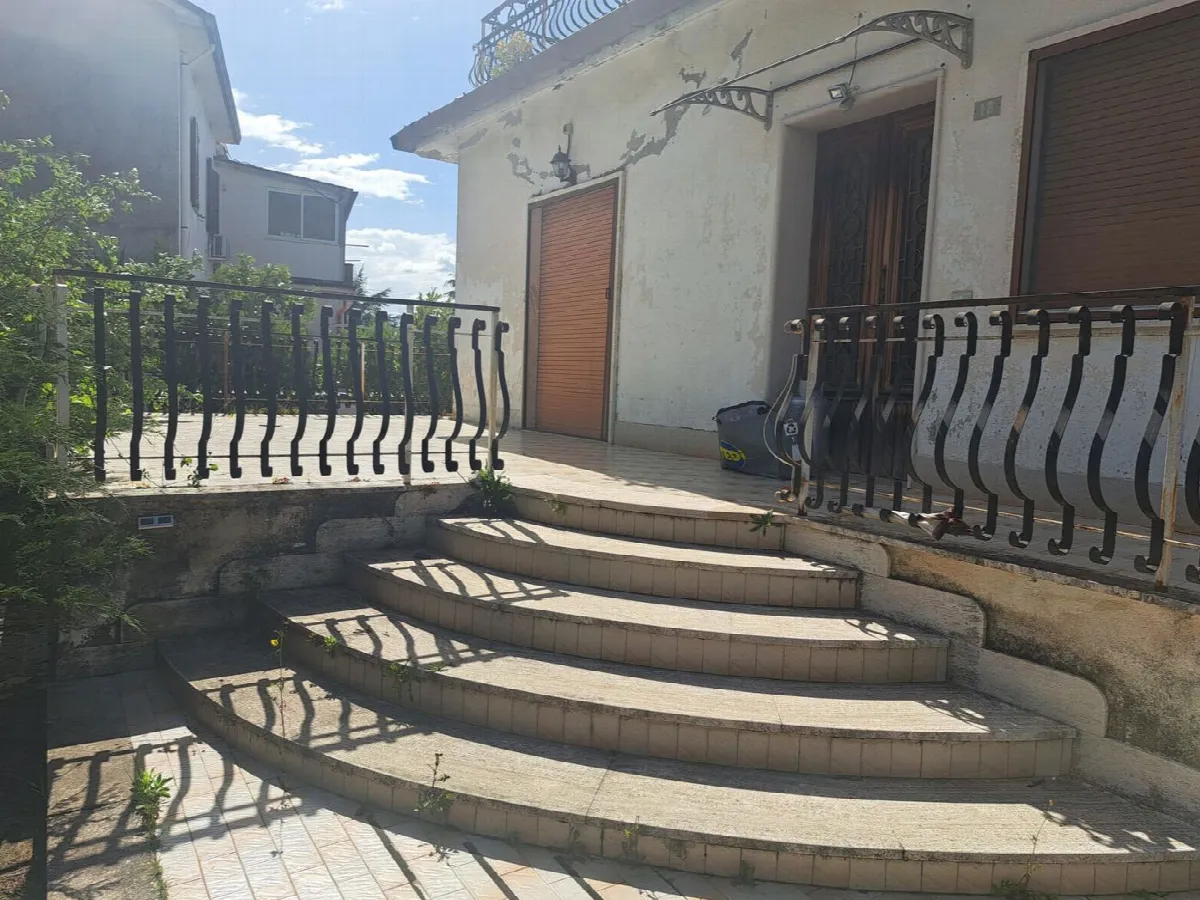 Casa indipendente in vendita a Cervaro - foto 3