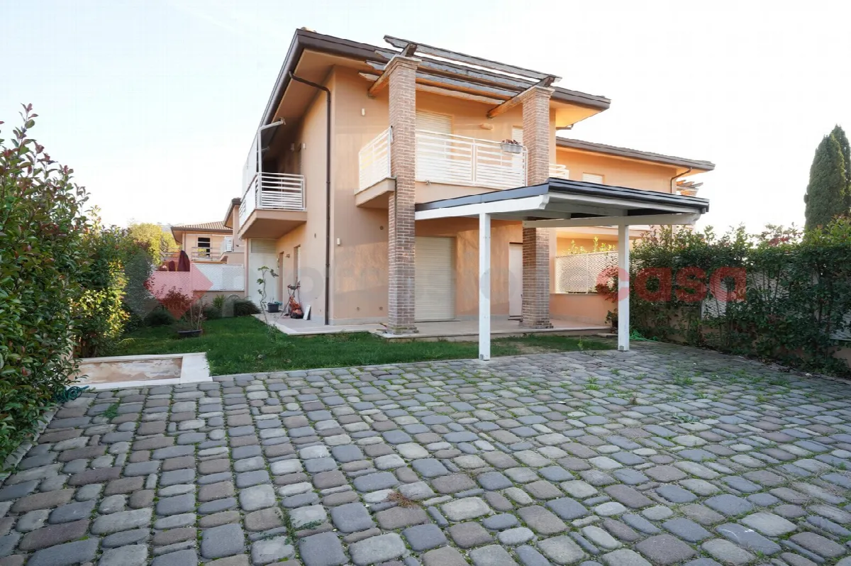 Villetta a schiera in vendita a Cassino - foto 3