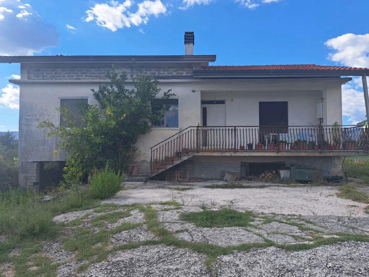 Casa indipendente in vendita a Cassino - foto 2