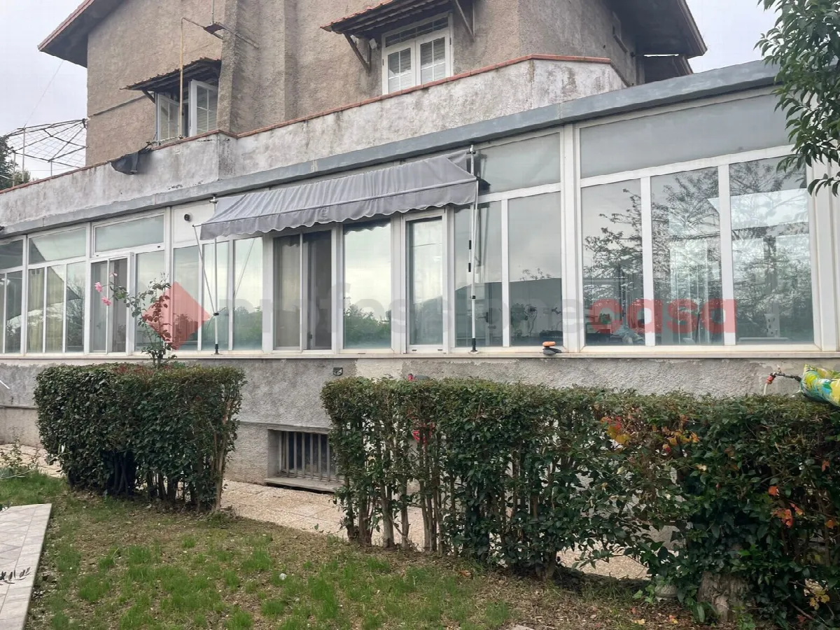 Casa indipendente in vendita a Cassino - foto 1