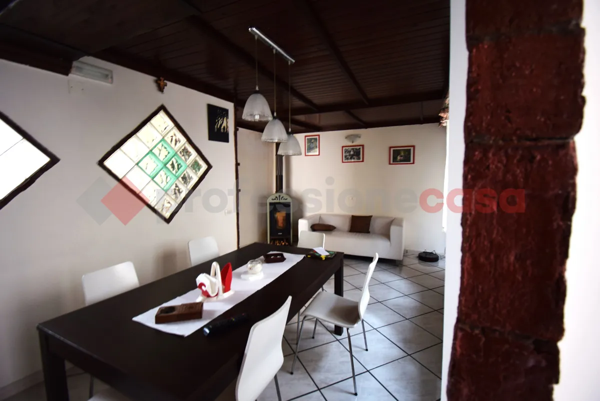Casa indipendente in vendita a Castel San Giorgio - foto 2
