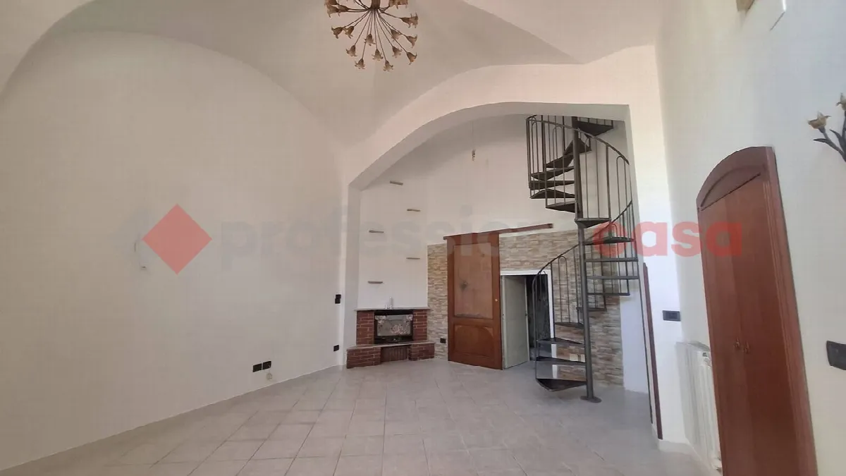 Casa indipendente in vendita a Castel San Giorgio - foto 1