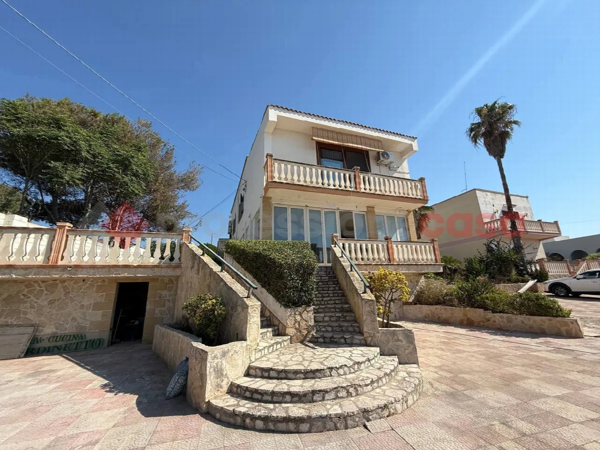 Villa in vendita a Leporano - foto 1