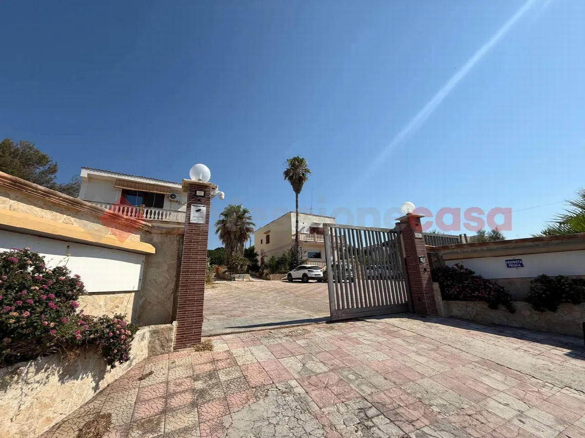 Villa in vendita a Leporano - foto 2