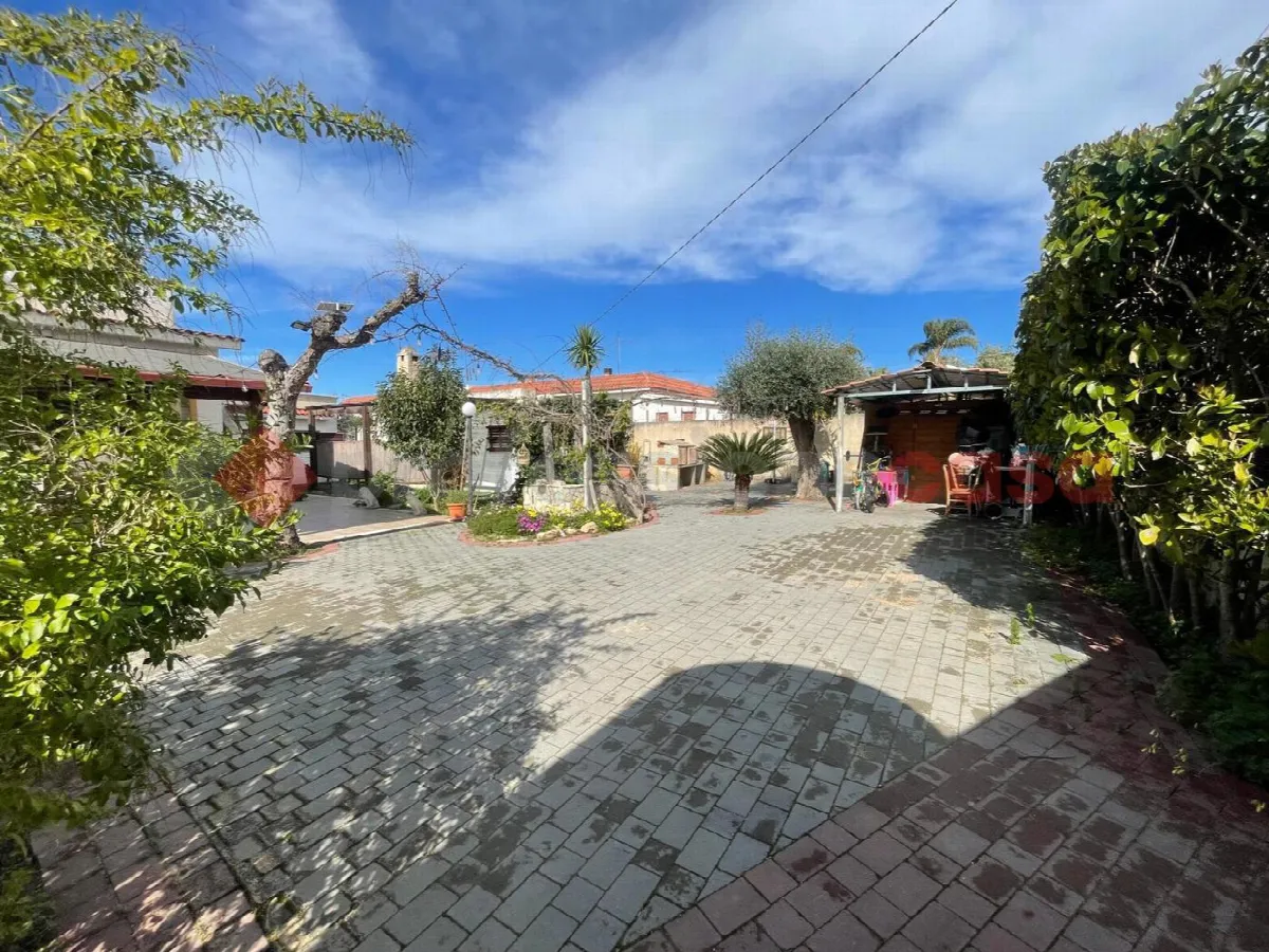 Villa in vendita a Pulsano - foto 3