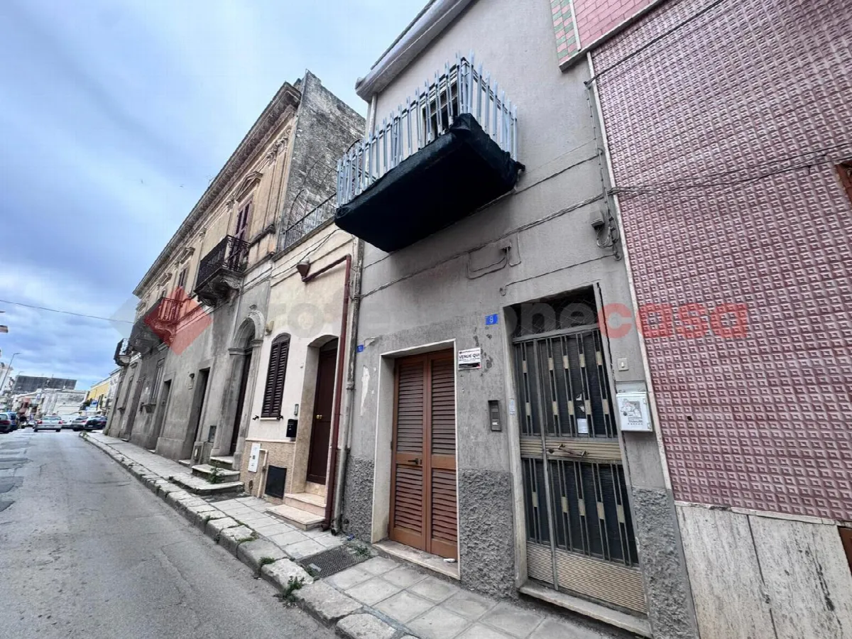 Stabile in vendita a Pulsano - foto 1