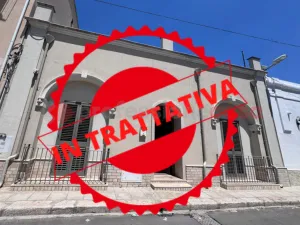 Casa indipendente in vendita a Pulsano - foto 1