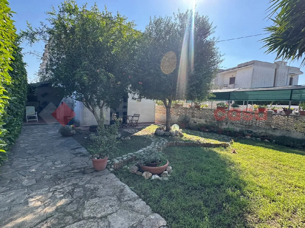 Casa bifamiliare in vendita a Leporano - foto 4
