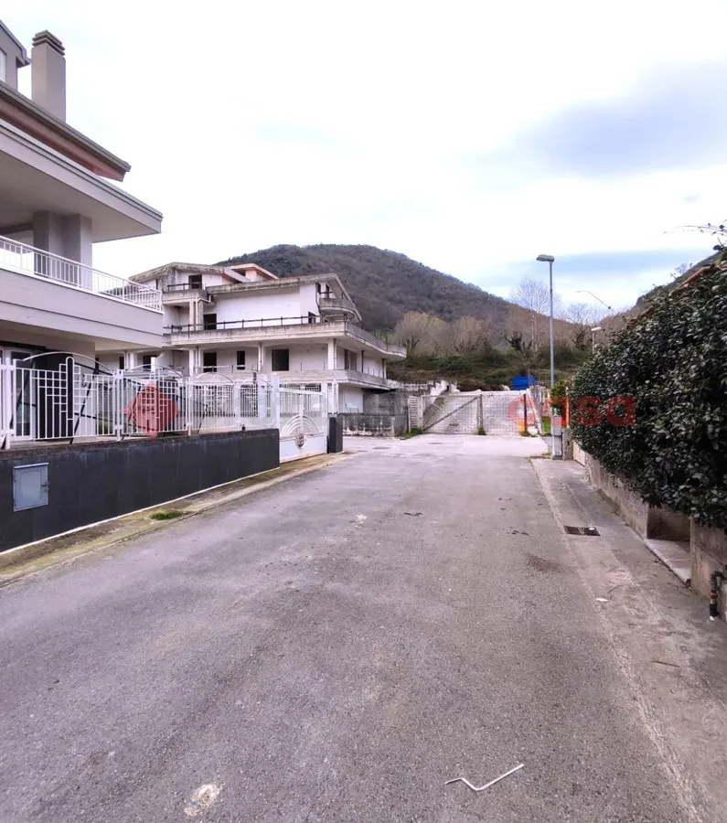 Casa bifamiliare in vendita a Mercato San Severino - foto 4