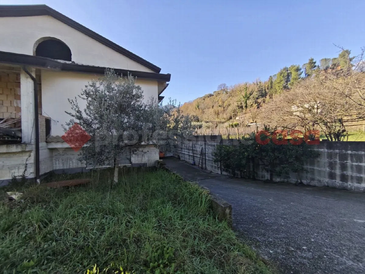 Casa bifamiliare in vendita a Mercato San Severino - foto 4