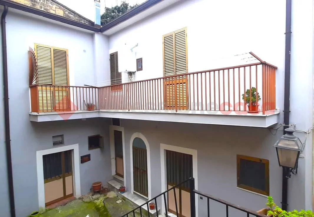 Casa indipendente in vendita a Mercato San Severino - foto 2