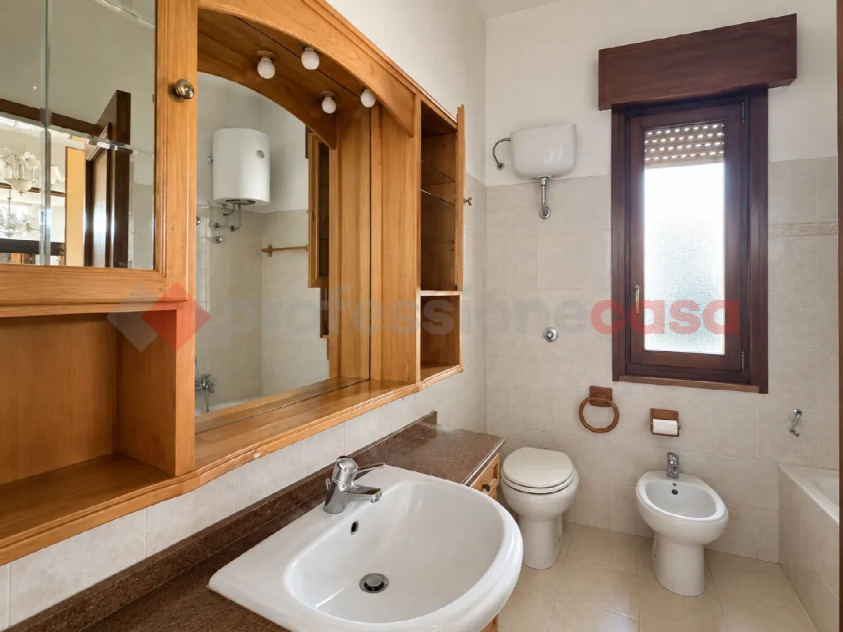 Casa indipendente in vendita a Minervino di Lecce - foto 2