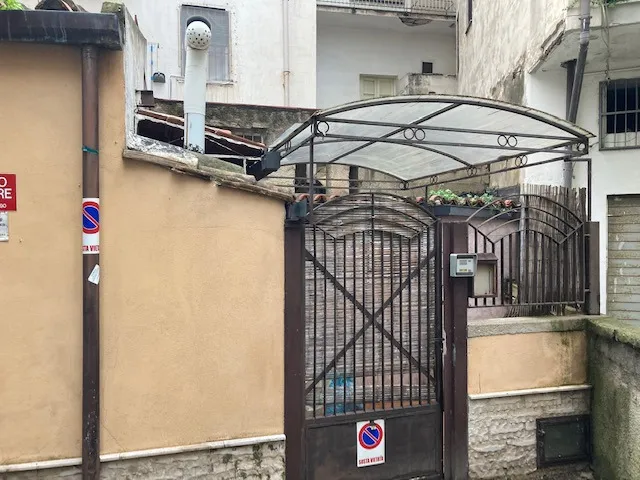 Casa indipendente in vendita a Battipaglia - foto 2