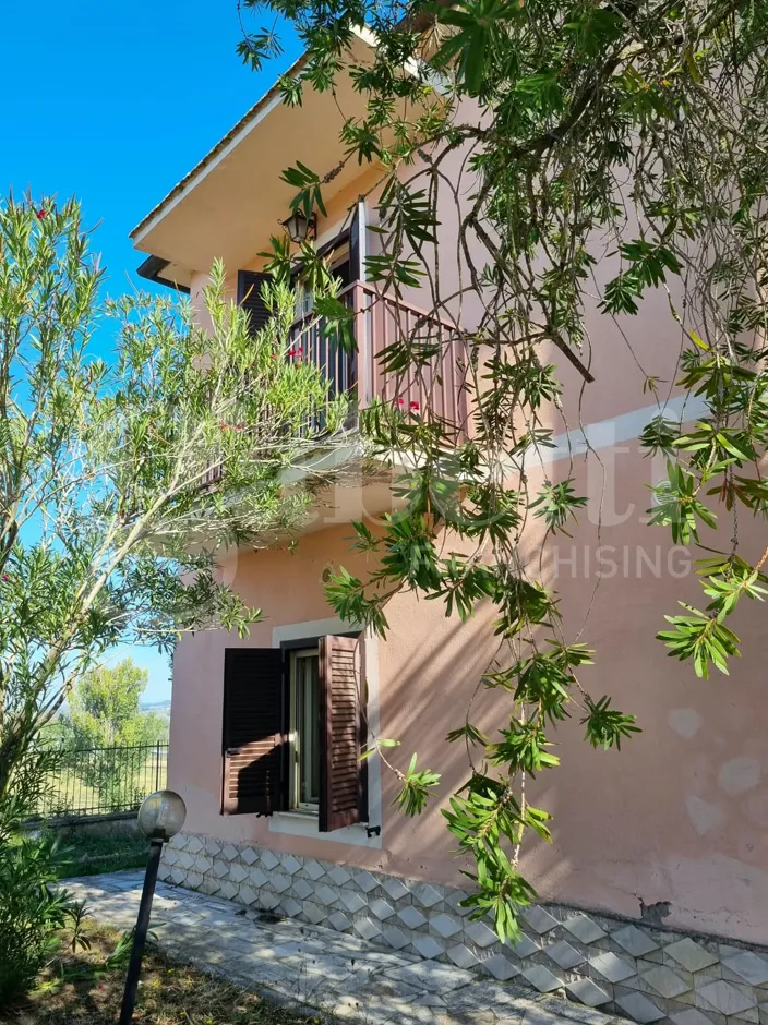 Casa indipendente in vendita a Sant'Oreste - foto 4
