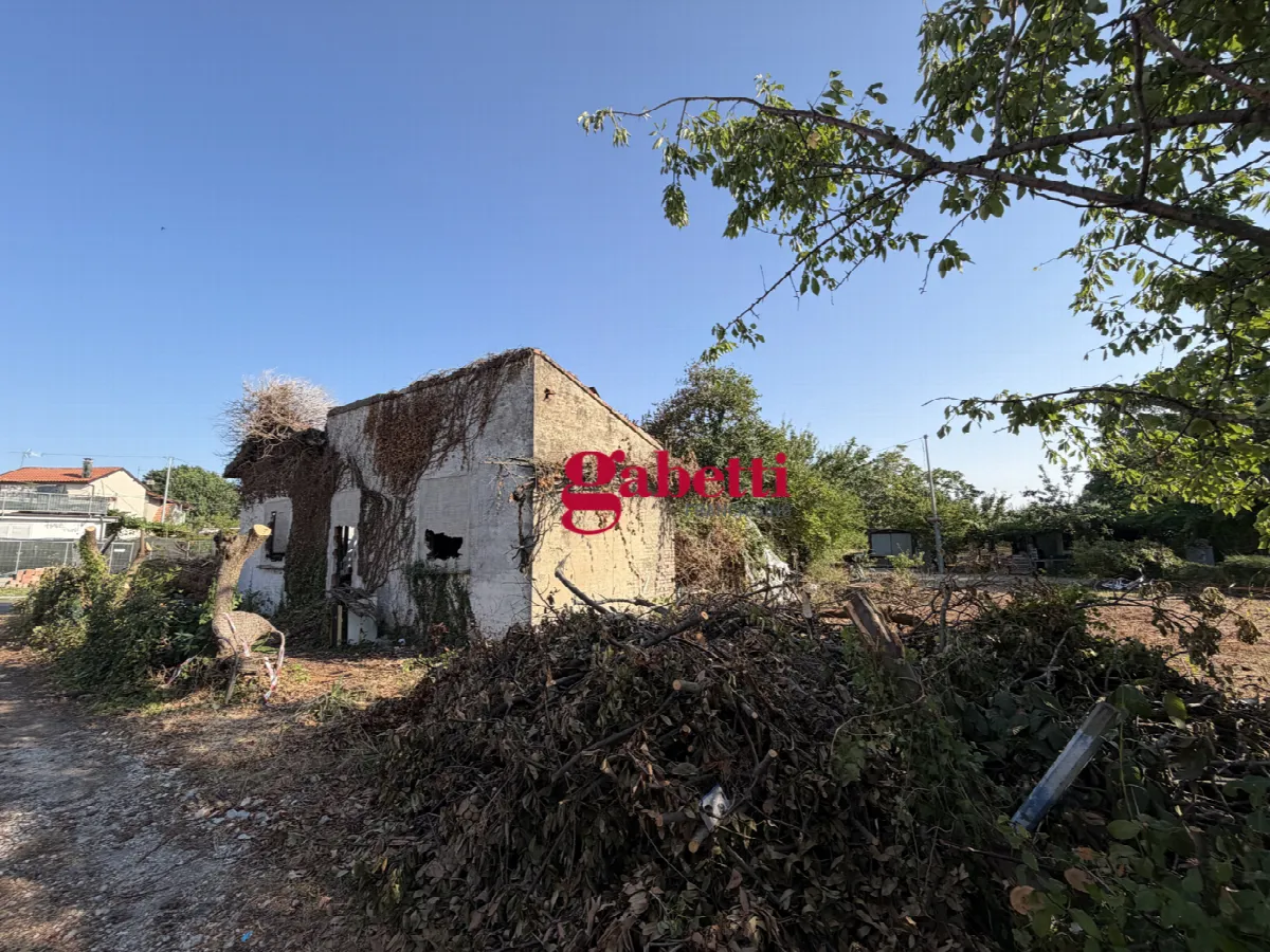 Casa indipendente in vendita a Riccione - foto 1