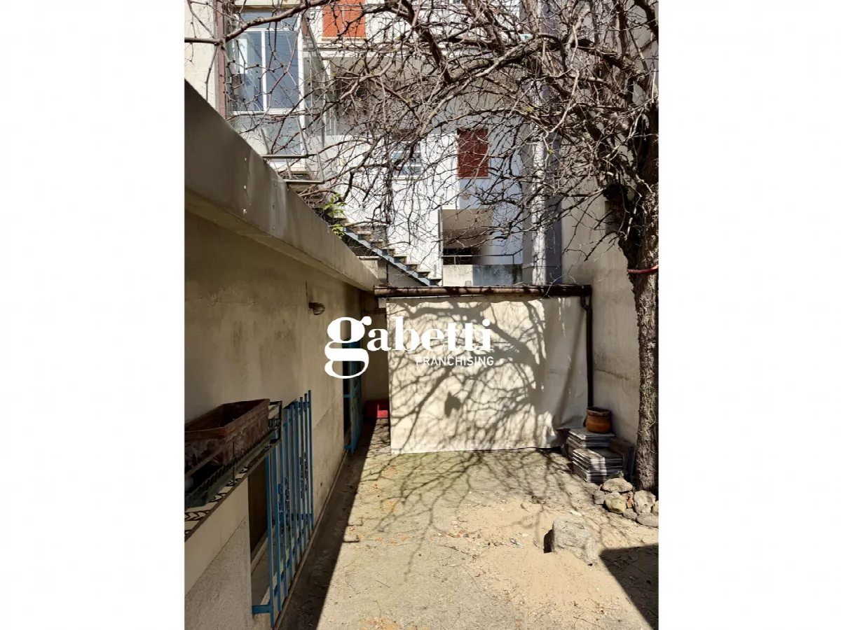 Casa indipendente in vendita a Rimini - foto 8