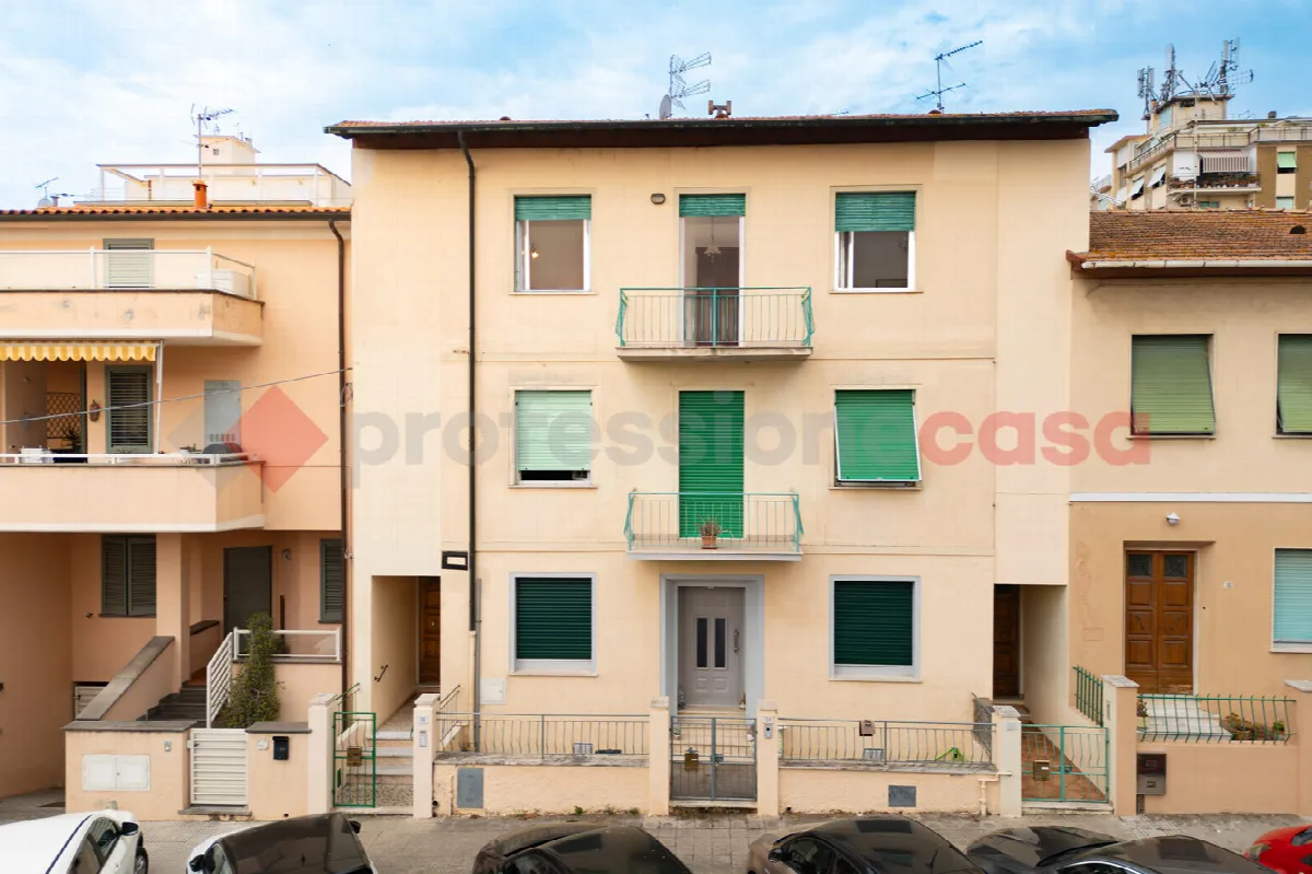 Appartamento in vendita a Cecina - foto 1