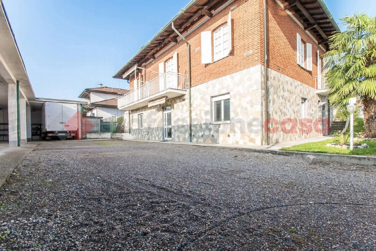 Villa in vendita a Cerro Maggiore - foto 2