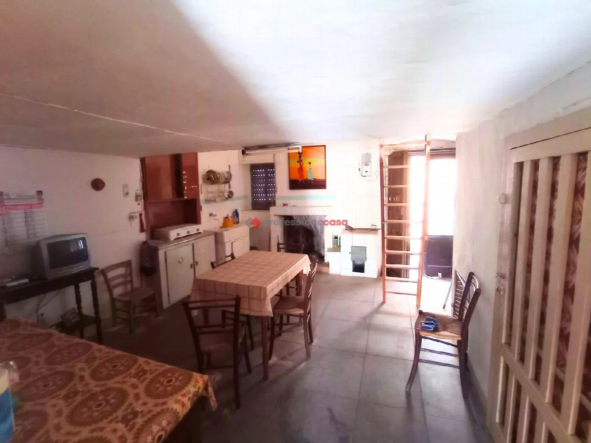 Casa indipendente in vendita a Orsara di Puglia - foto 6