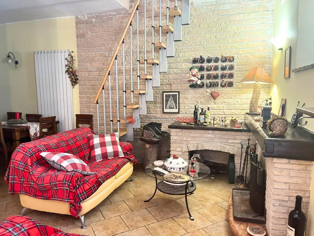 Casa indipendente in vendita a Volturino - foto 10