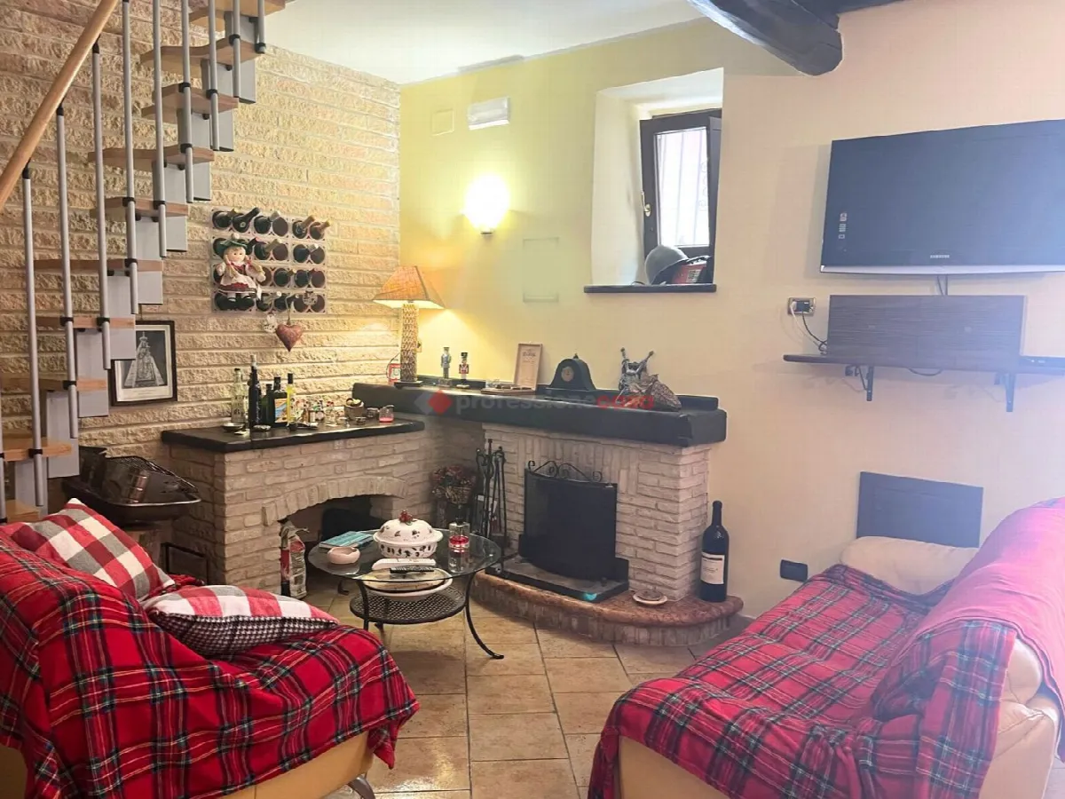 Casa indipendente in vendita a Volturino - foto 8
