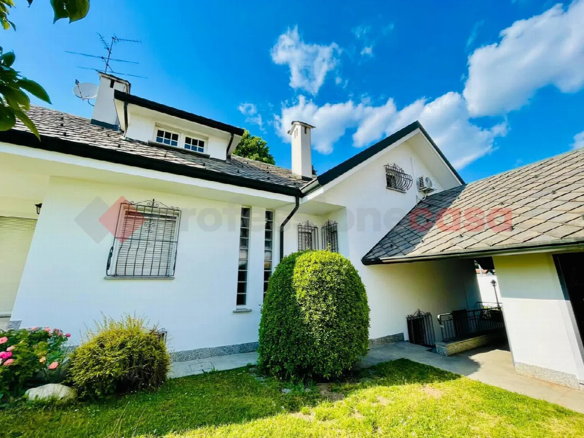Villa in vendita a Parabiago - foto 1