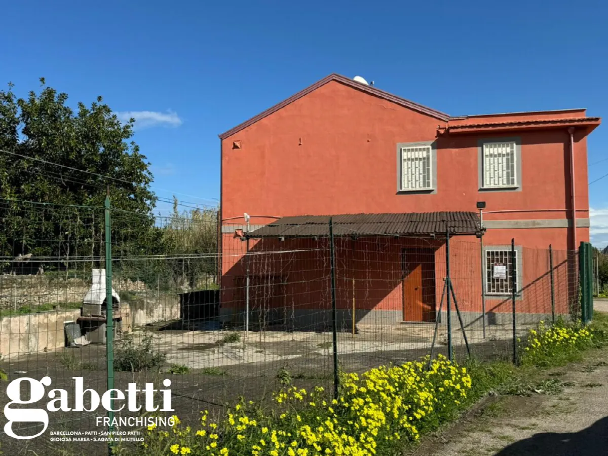 Casa indipendente in vendita a Patti - foto 1