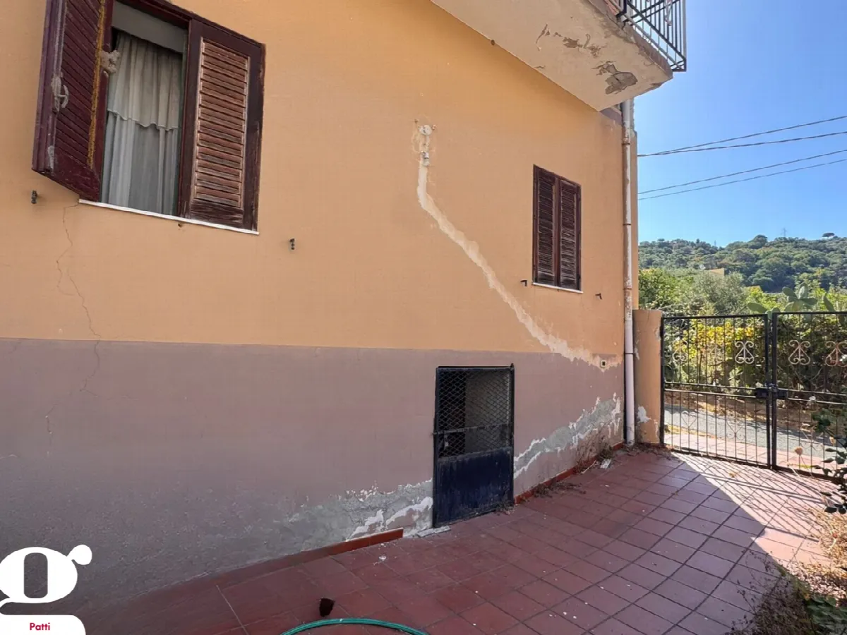 Casa indipendente in vendita a Patti - foto 2