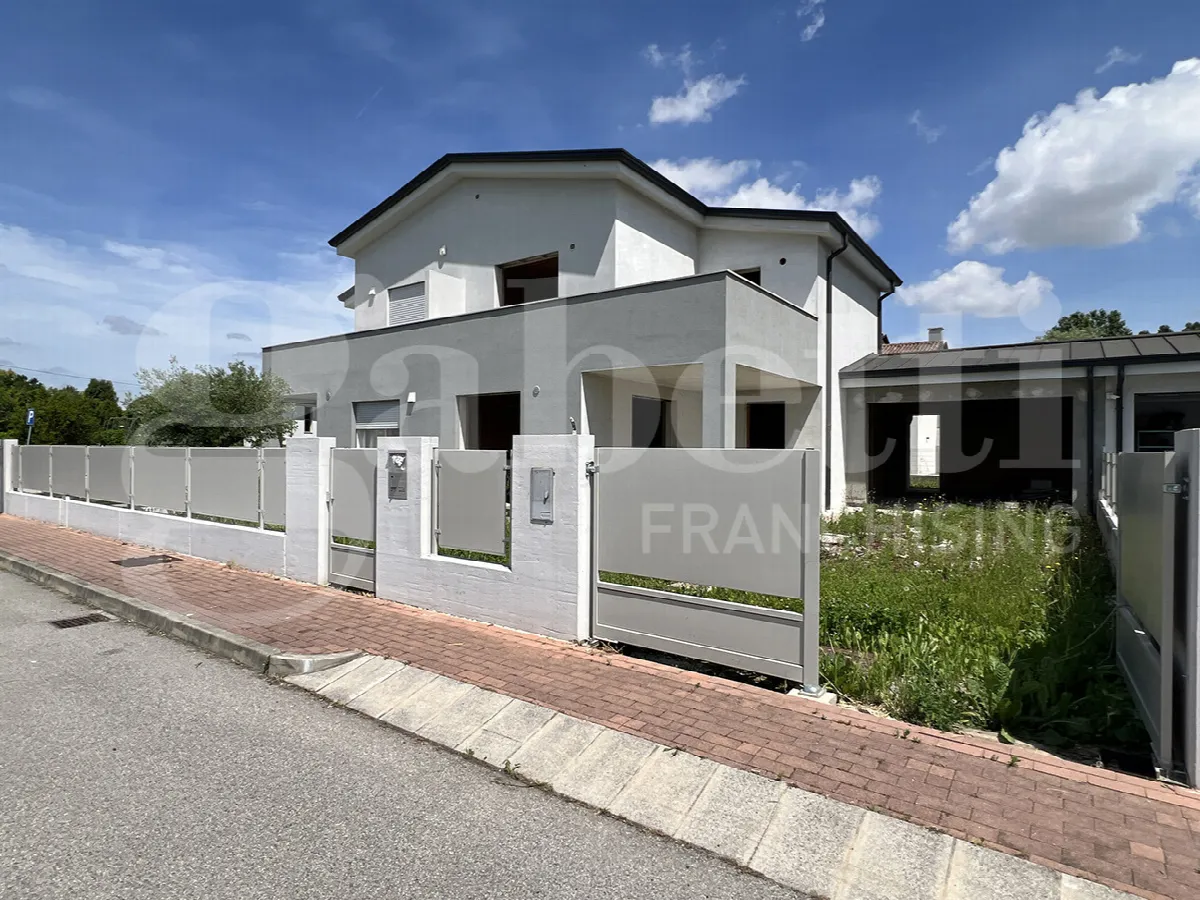 Casa bifamiliare in vendita a Fossò - foto 1