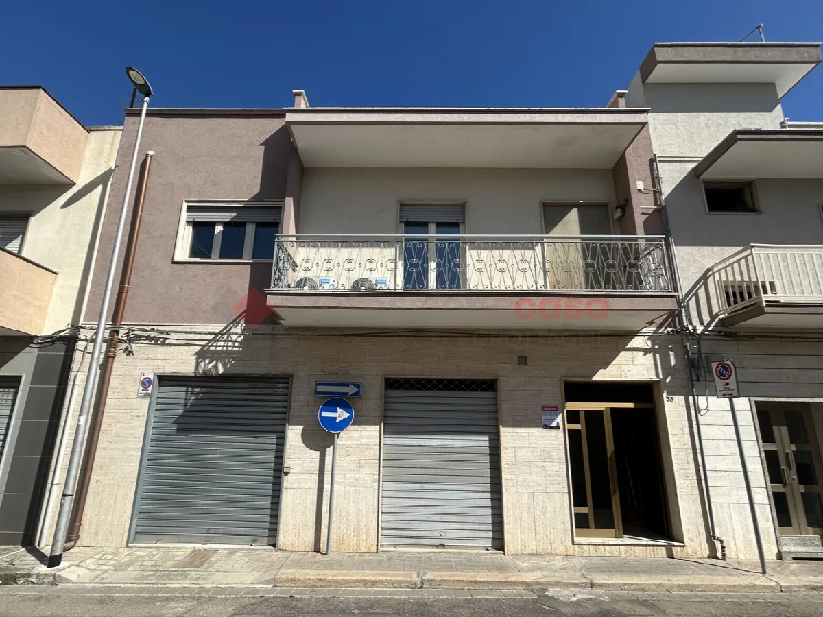 Casa indipendente in vendita a Grottaglie - foto 1