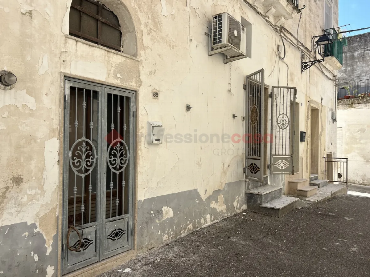Casa indipendente in vendita a Grottaglie - foto 2