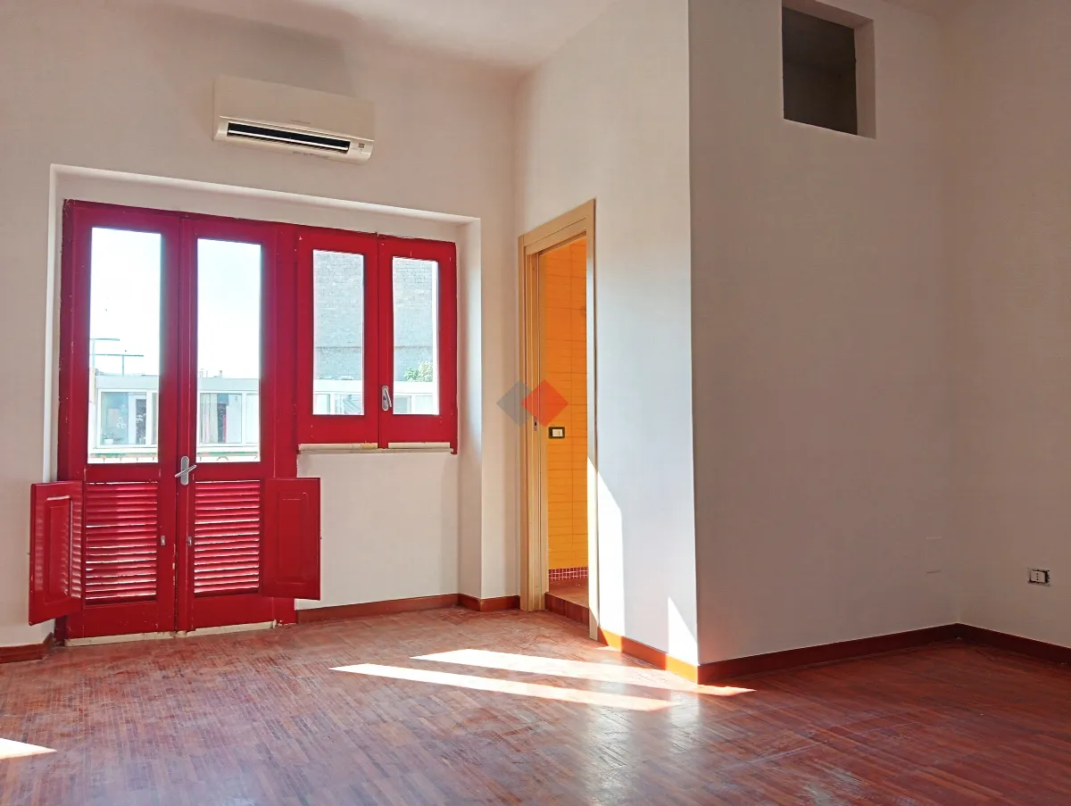 Casa indipendente in vendita a Grottaglie - foto 1