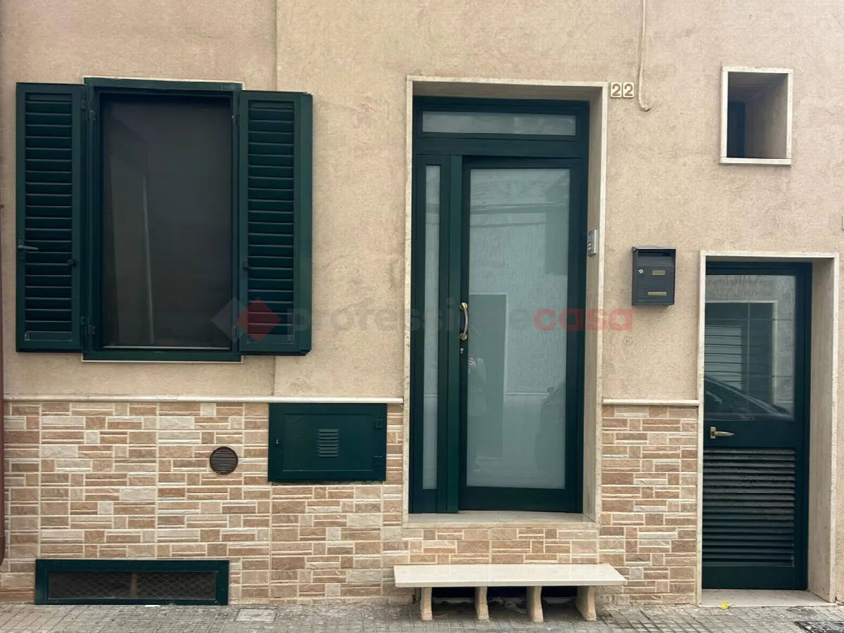 Casa indipendente in vendita a Grottaglie - foto 1