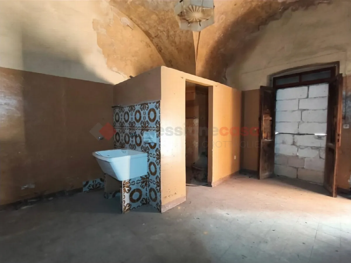 Casa indipendente in vendita a Grottaglie - foto 4