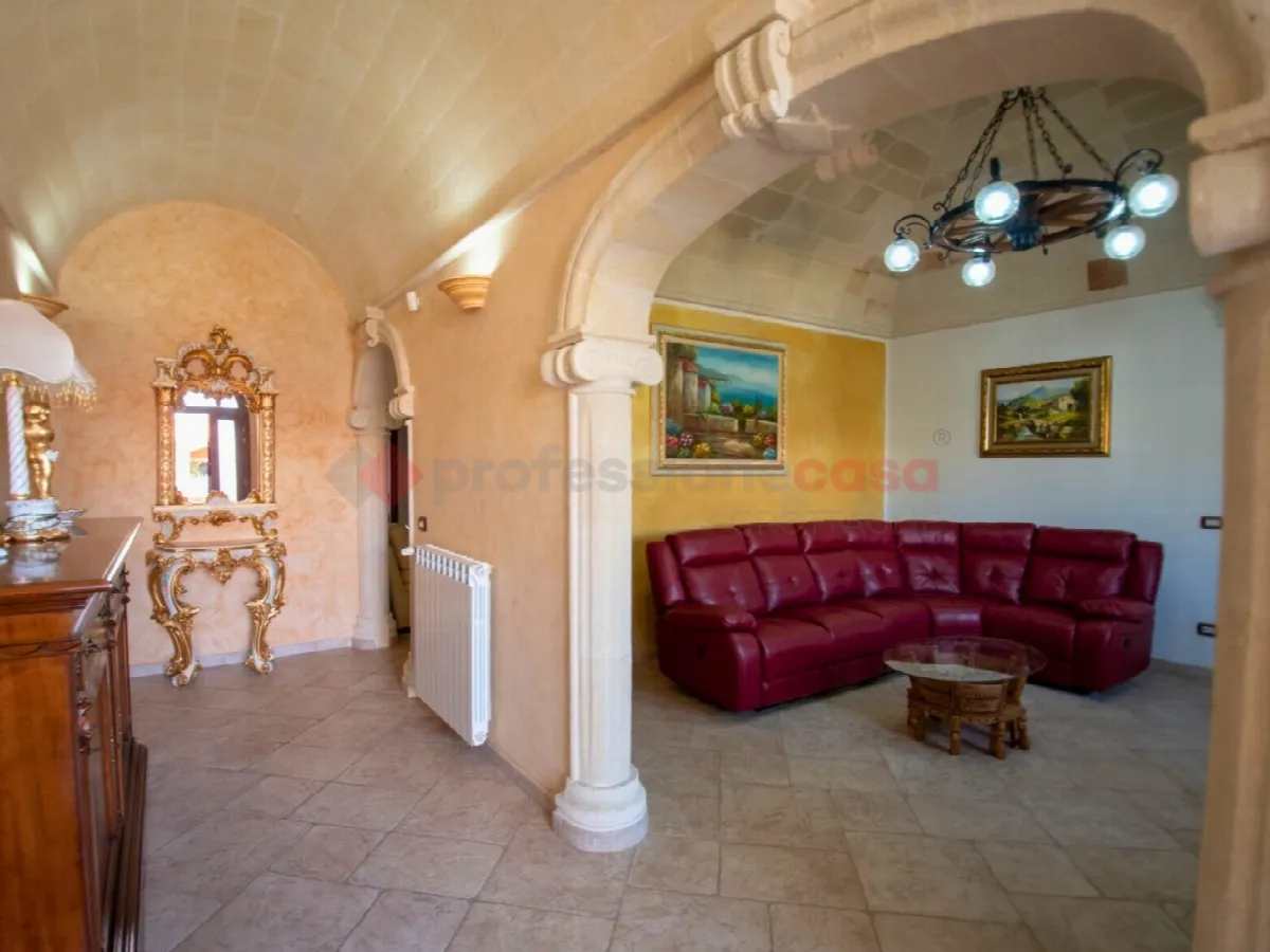 Casa indipendente in vendita a Sava - foto 4