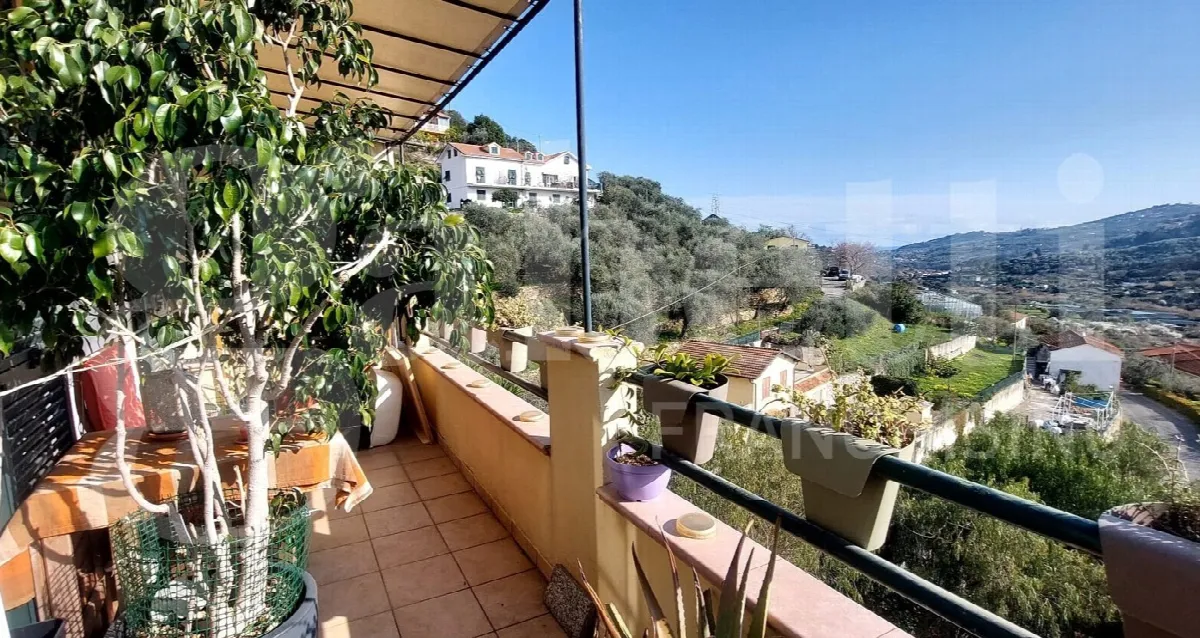 Appartamento in vendita a Dolcedo - foto 1