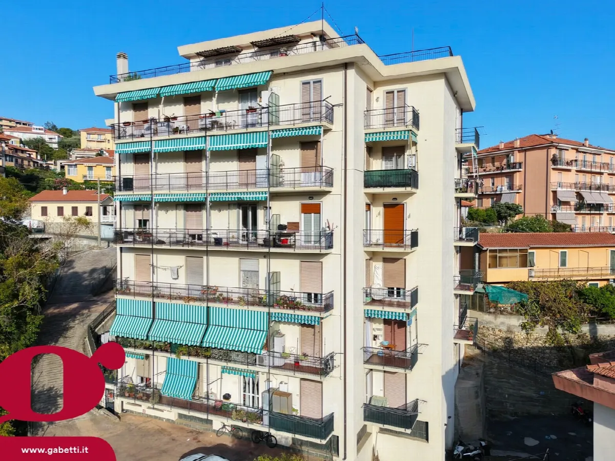 Appartamento in vendita a Imperia - foto 1