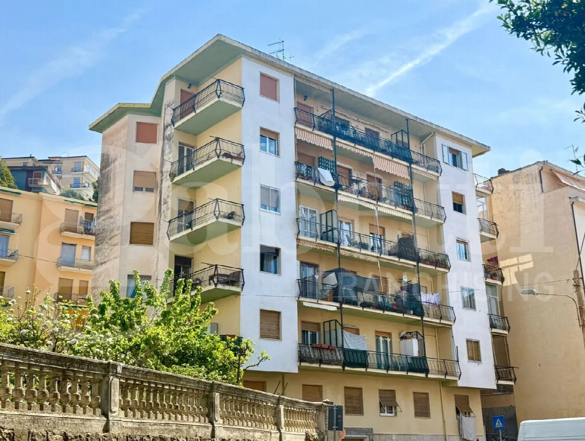 Appartamento in vendita a Imperia - foto 1