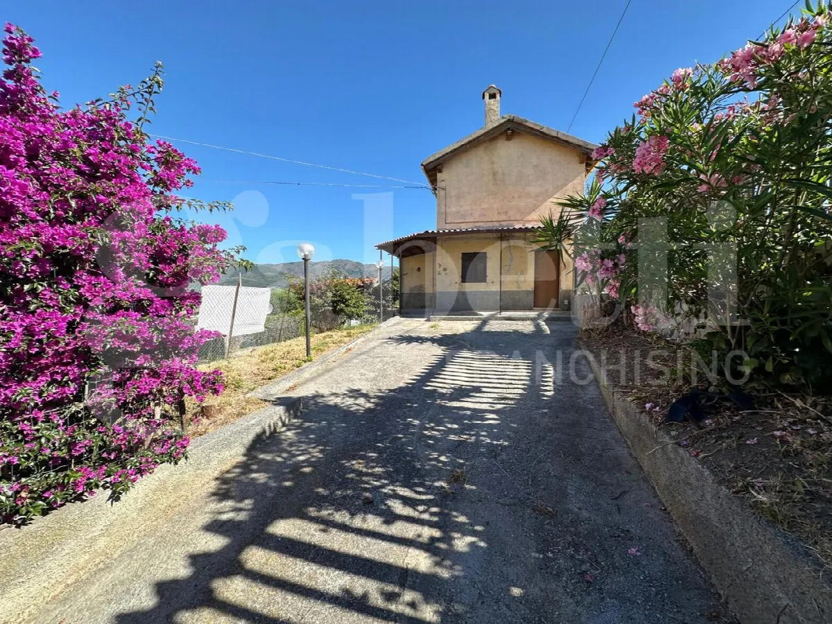 Casa indipendente in vendita a Albenga - foto 2