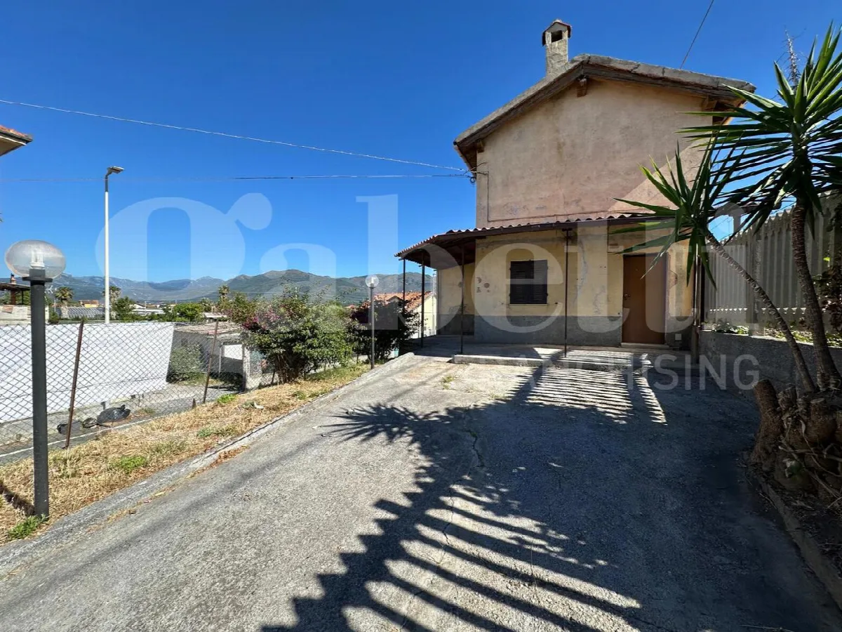 Casa indipendente in vendita a Albenga - foto 3
