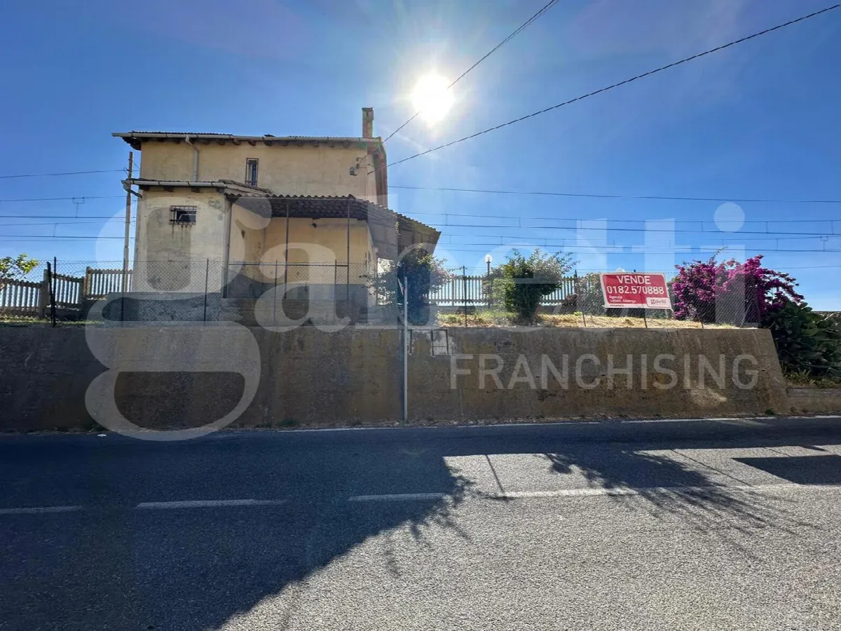 Casa indipendente in vendita a Albenga - foto 5