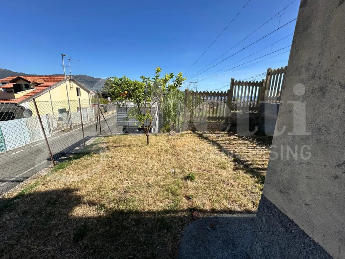Casa indipendente in vendita a Albenga - foto 8