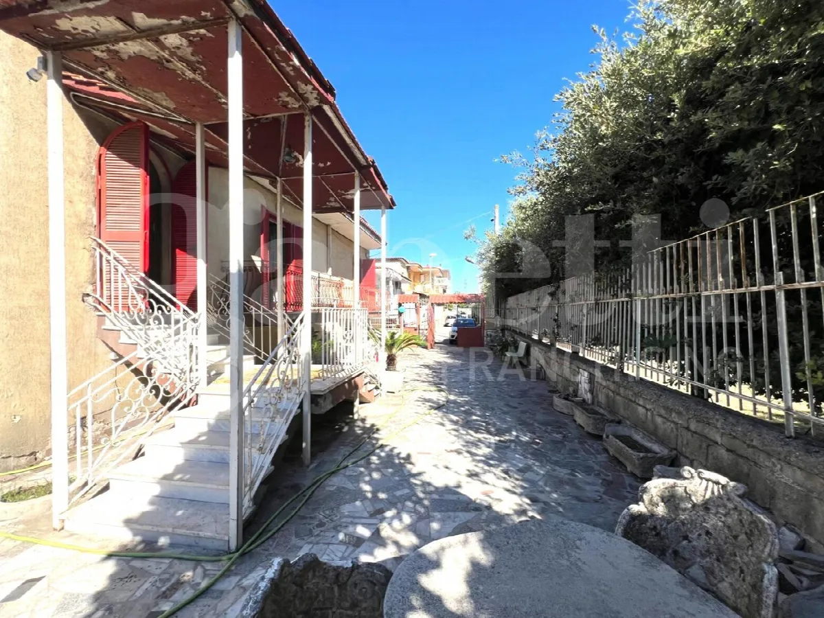 Casa indipendente in vendita a Arzano - foto 3