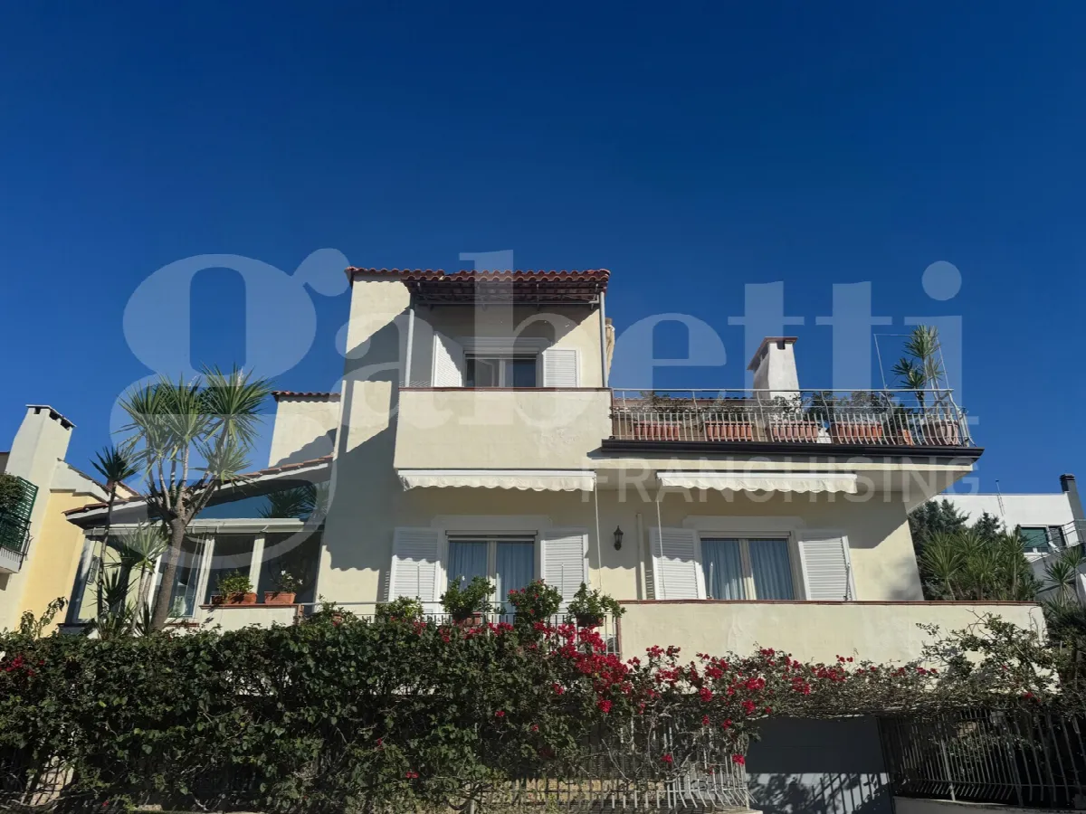 Villa in vendita a Pozzuoli - foto 2