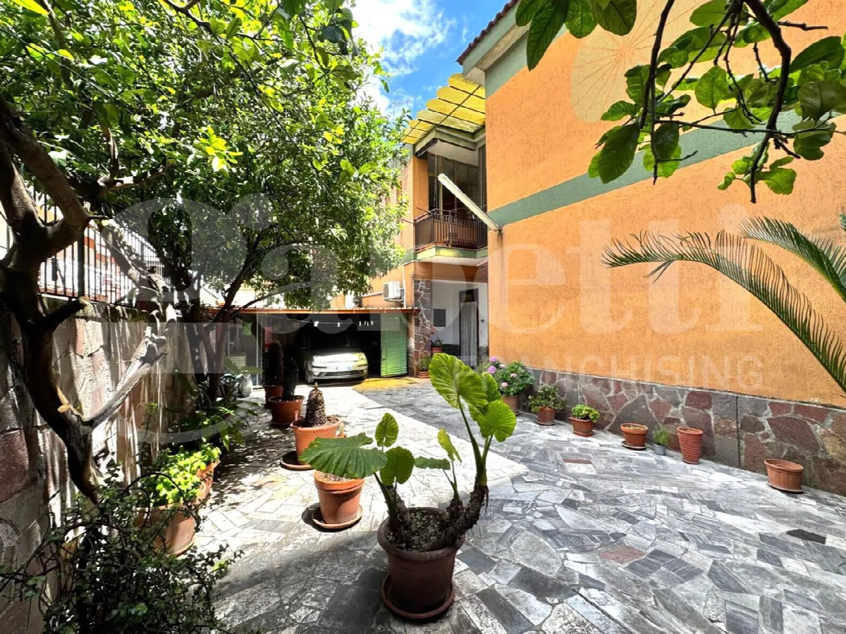 Casa indipendente in vendita a Arzano - foto 5