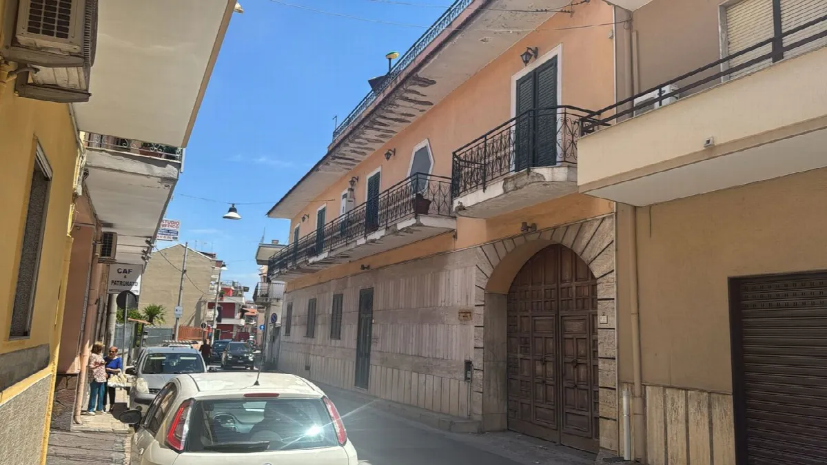 Stabile in vendita a Trentola-Ducenta - foto 2