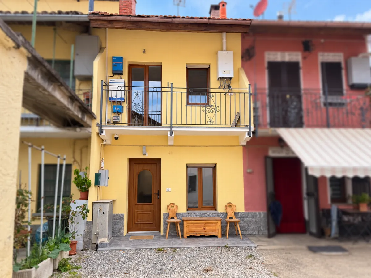 Casa indipendente in vendita a Val della Torre - foto 2