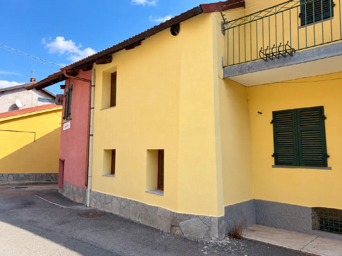 Casa indipendente in vendita a Val della Torre - foto 3