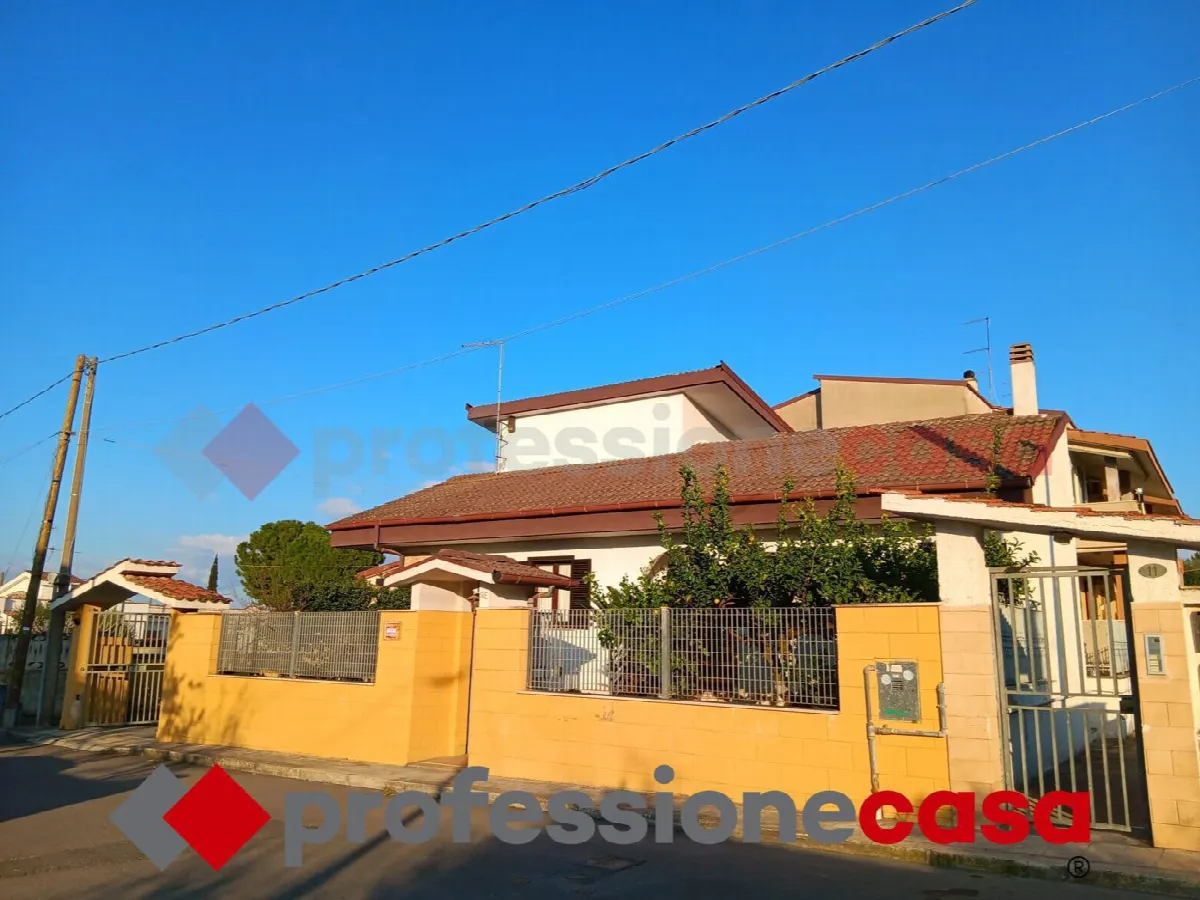 Villetta a schiera in vendita a Taranto - foto 1
