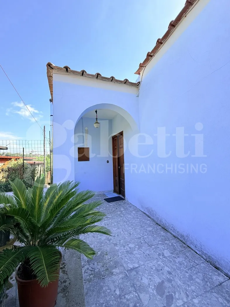 Casa indipendente in vendita a Monte di Procida - foto 2